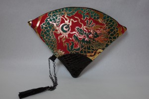 扇形バッグ　Fan-shaped bag　DISCOVER KANSA　赤B