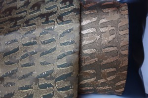 西陣織　金襴　アフリカ紋様　クッションカバー