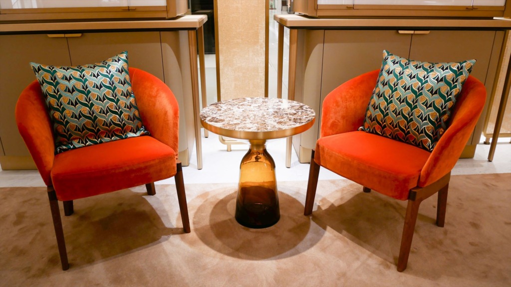 西陣織金襴のクッション　Cartie　カルティエ