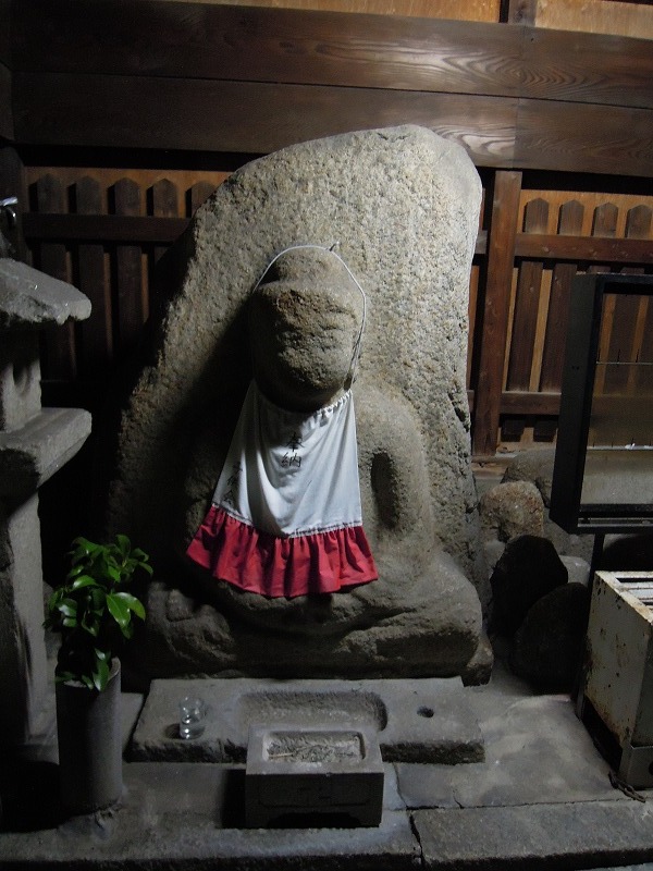 京都大学農学部南側の大日如来