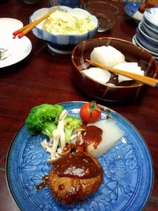 蒸し野菜とハンバーグ