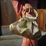 全正絹　西陣織　金襴　菱繋ぎ紋様　蛤型手提げバッグ