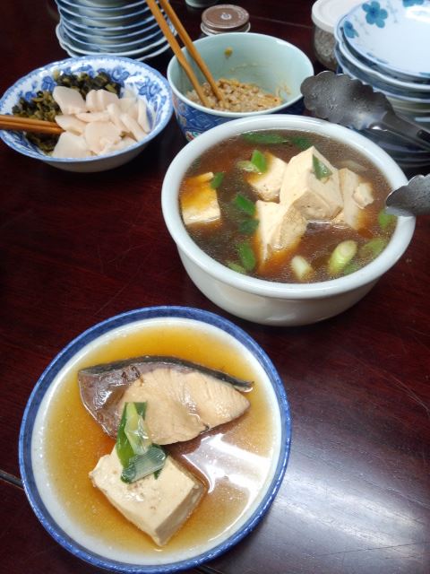 ぶりと豆腐を炊いたん。すぐきの漬物