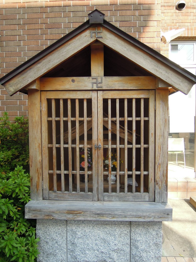 南区西九条東島町 油小路通り沿いのお地蔵さん