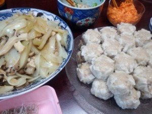 シュウマイ。キノコと野菜蒸し