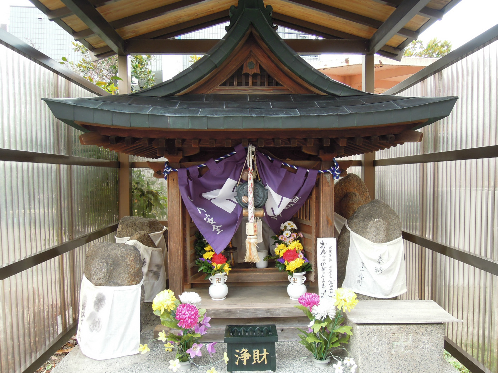 伏見区深草一ノ坪町のお地蔵さん