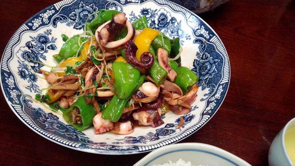 蛸とイカの炒めたん