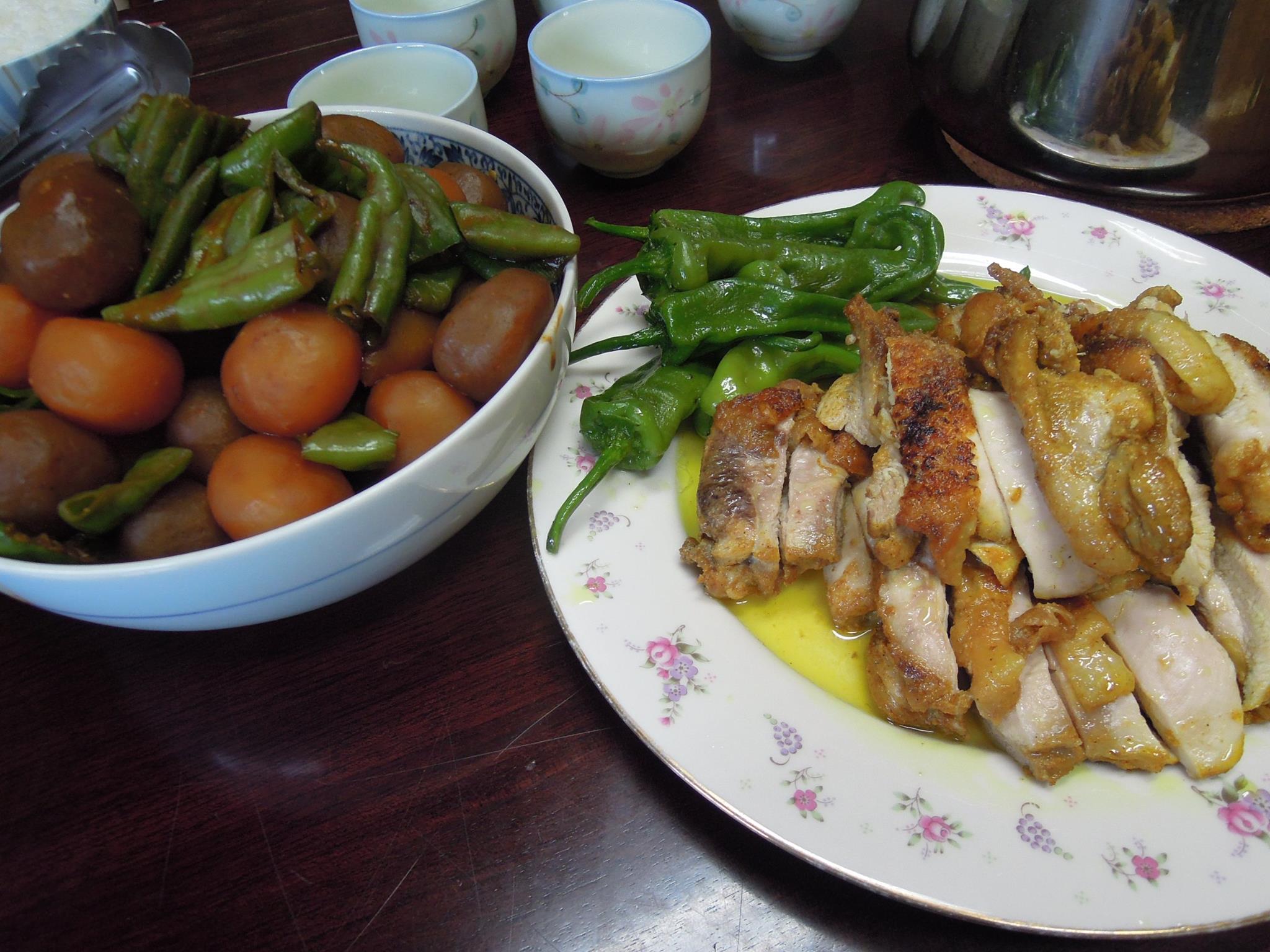 かしわのカレー焼き、玉こんにゃくの味噌煮