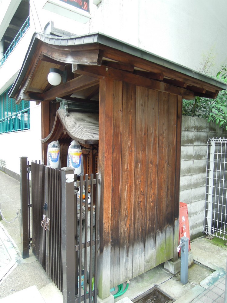 京都市中京区阪東屋町のお地蔵さん