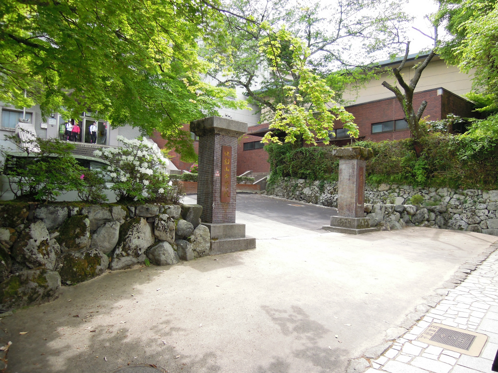 大津市坂本4丁目 比叡山学園門前のお地蔵さん