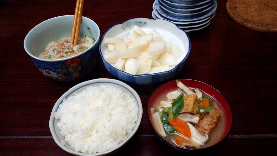 つみれとか厚揚げなどのお味噌汁