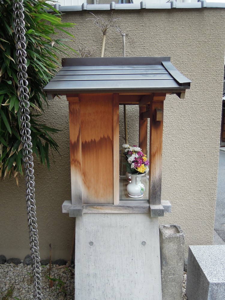 東山区宮川筋2丁目のお地蔵さん