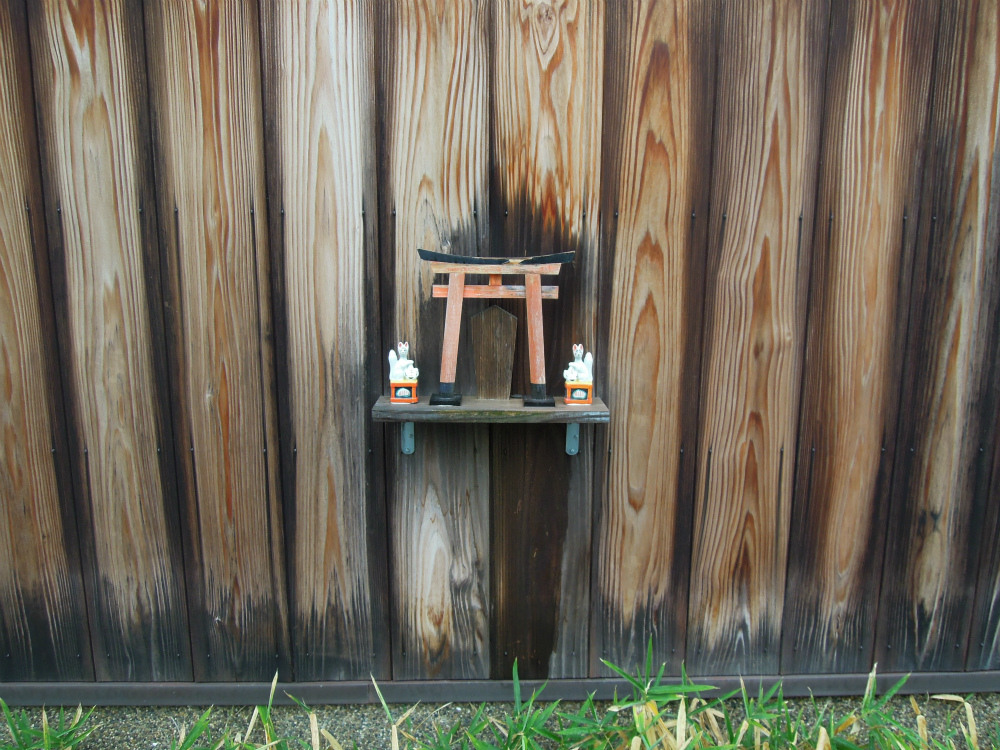 東山区鞘町通り 小さな神様