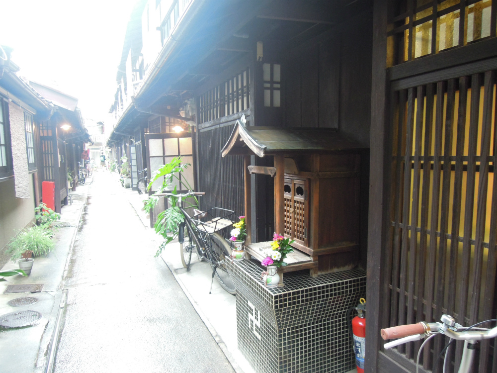 東山区大国町通松原下る2丁目山城町のお地蔵さん