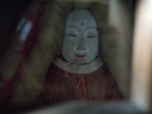 東山区梅本町　Kaji's Antiques向かいのお地蔵さん