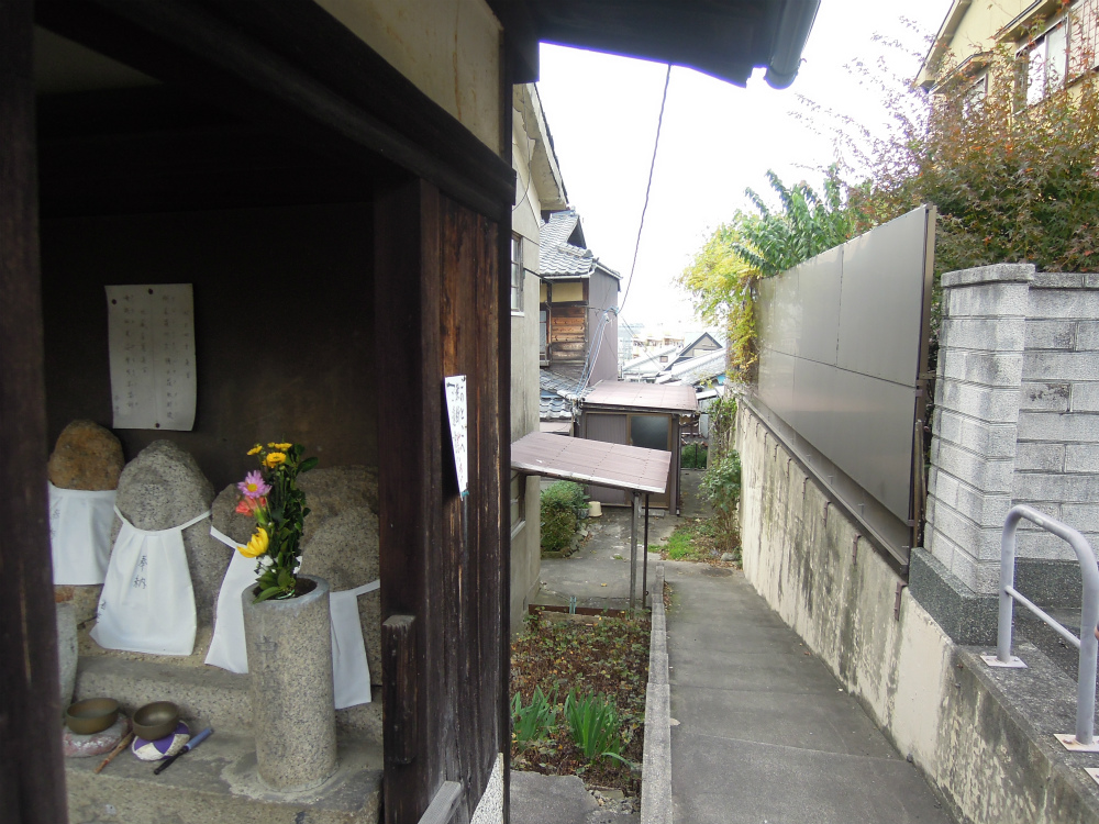 伏見区深草正覚町お地蔵さん