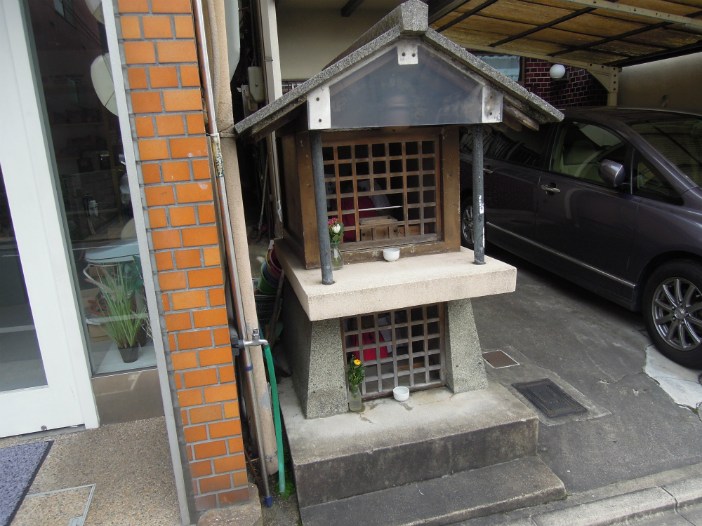 東山区本町18丁目お地蔵さん