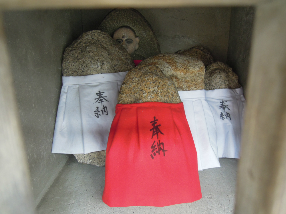 東山区本町18丁目お地蔵さん