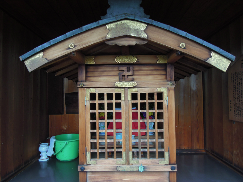 伏見区深草一ノ坪町お地蔵さん