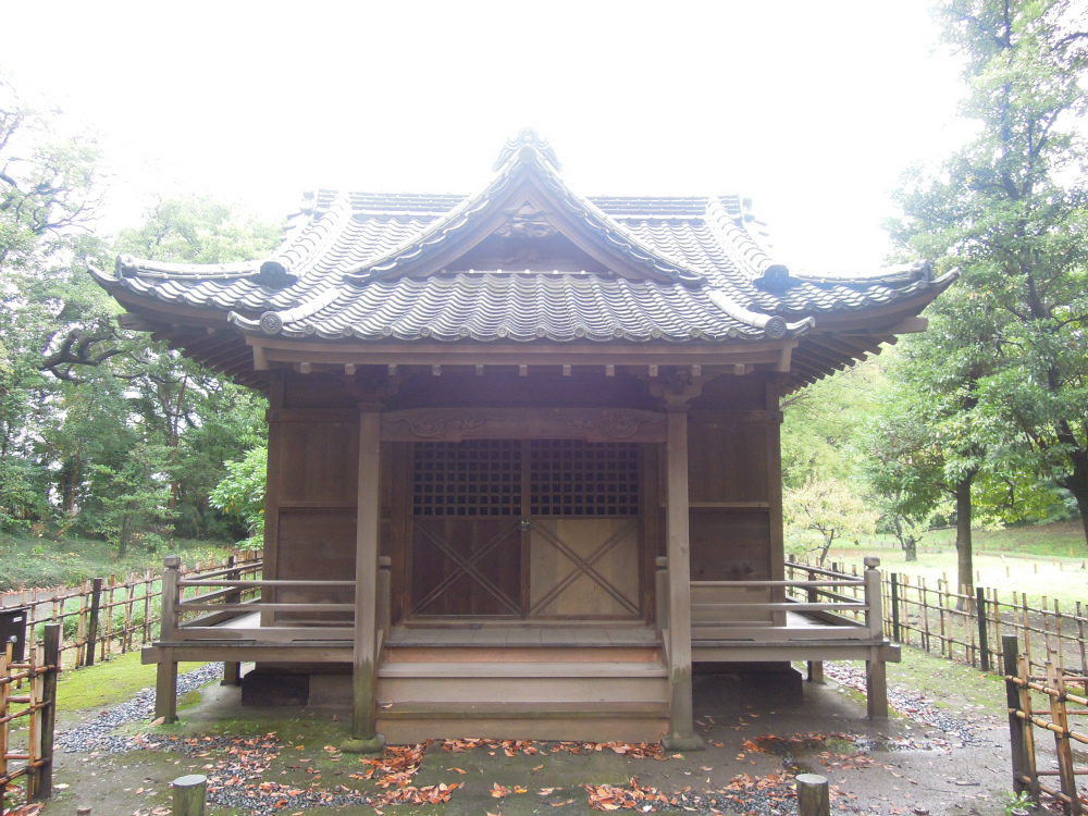 浜離宮　旧稲生神社