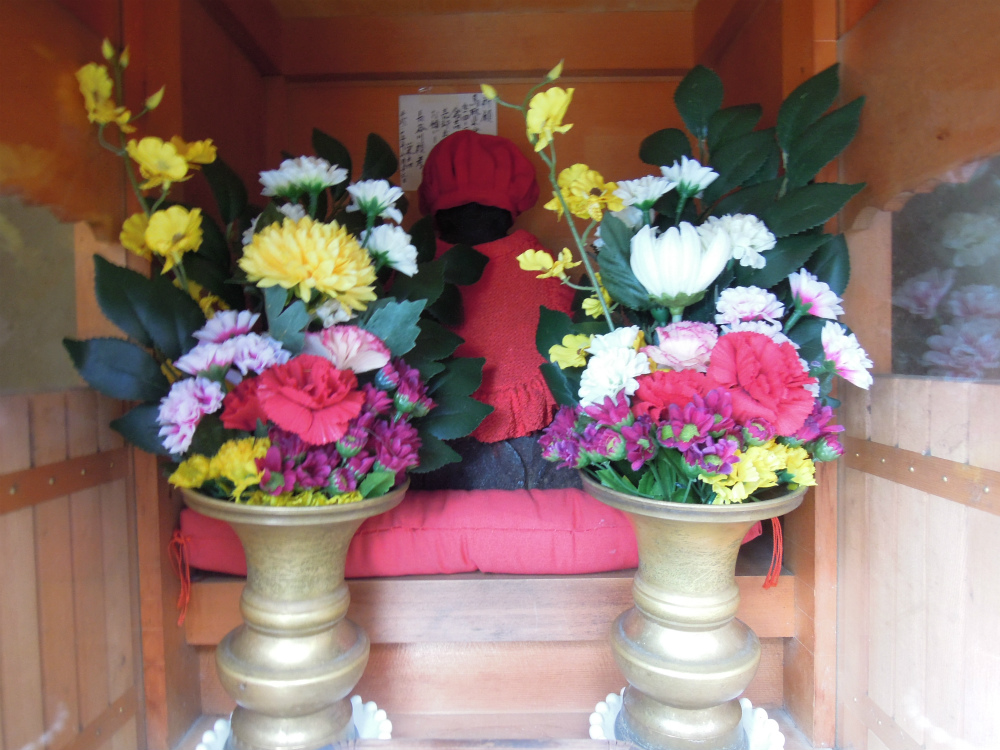 大阪心斎橋 咳之地蔵尊