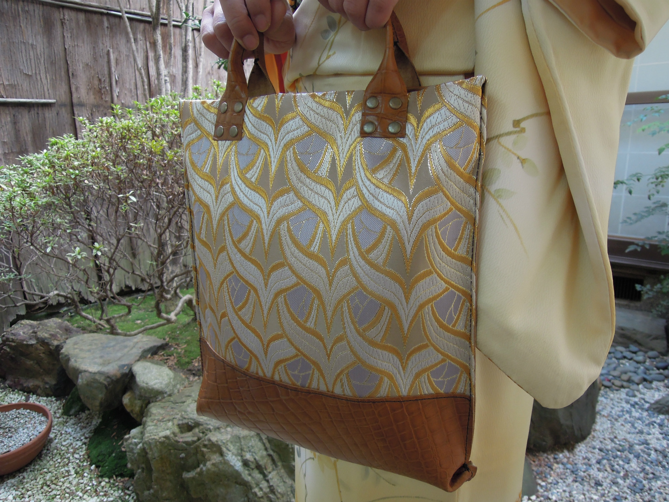 全正絹 西陣金襴 燕矢紋様　小さなトートバッグ