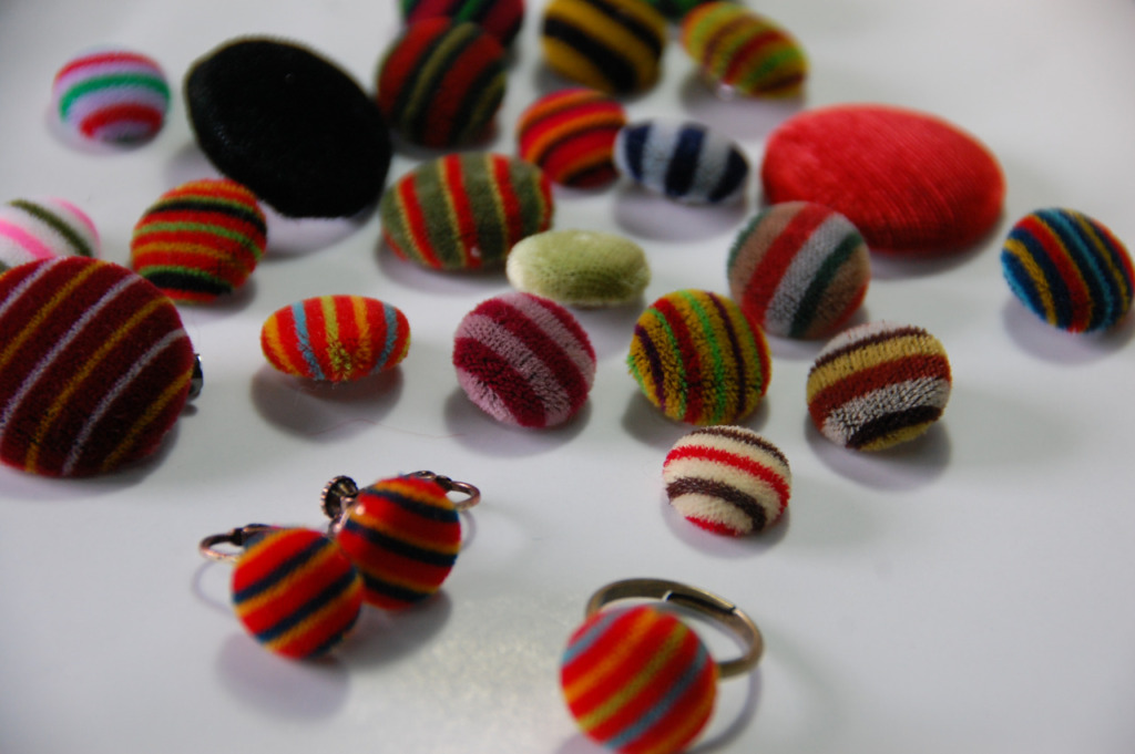 日本天鵞絨工業株式会社 有線天鵞絨 ビロード