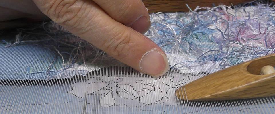 西陣織 爪掻本綴織 奏絲綴苑