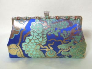 ドラゴン クラッチバッグ