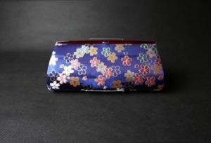 全正絹 西陣織 金襴 さくら紋様 クラッチバッグ