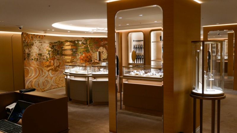 宝飾店ブティック　西陣織クッション