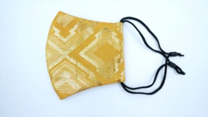 西陣織 弊社社長(伝統工芸士)の手織りによる本金引箔Sサイズマスク(限定1枚)