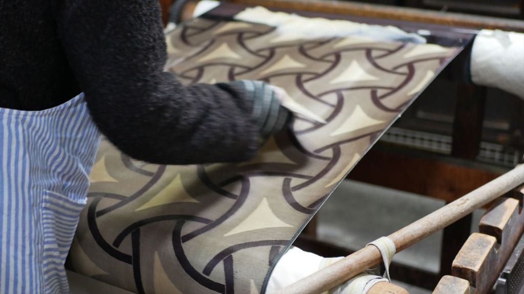 樋口金襴整理店