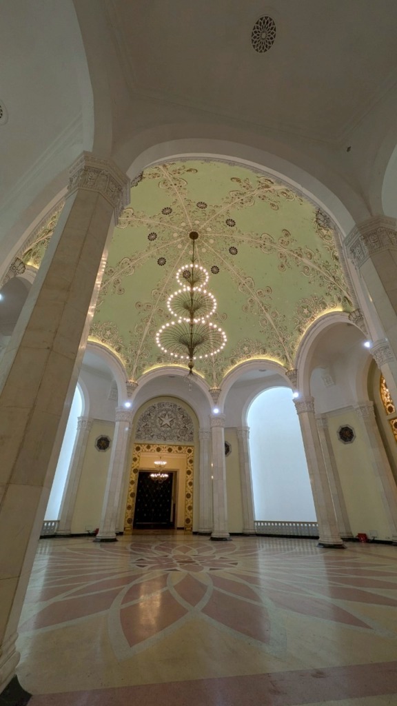 デザイン上海4日目　上海展覧センター　西陣織の西陣岡本