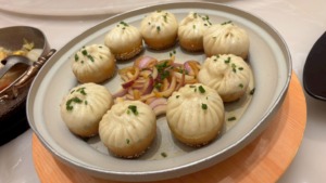 デザイン上海4日目　婚礼の車　西陣織の西陣岡本