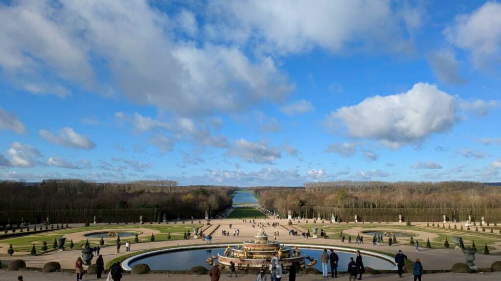 ヴェルサイユ宮殿から見たヴェルサイユ庭園