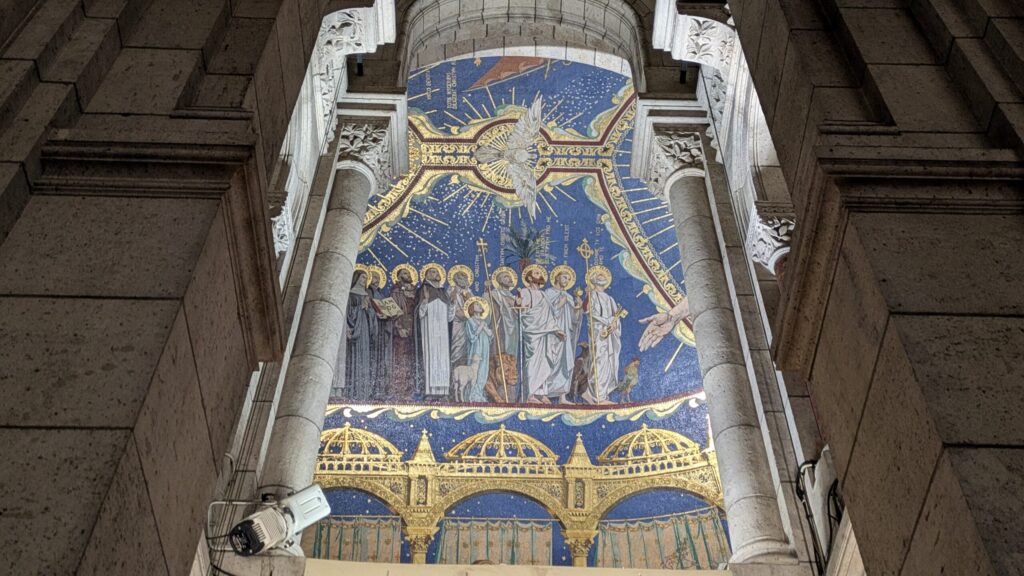 サクレクール寺院の中